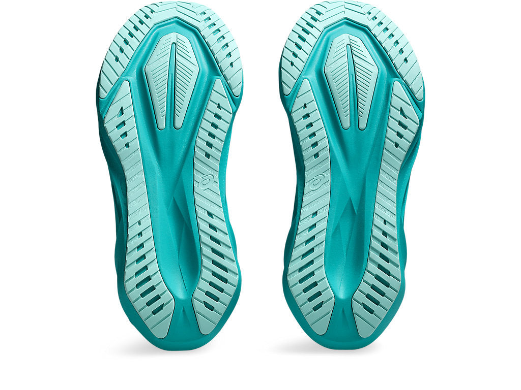 Mens Novablast 5 Running Shoes
