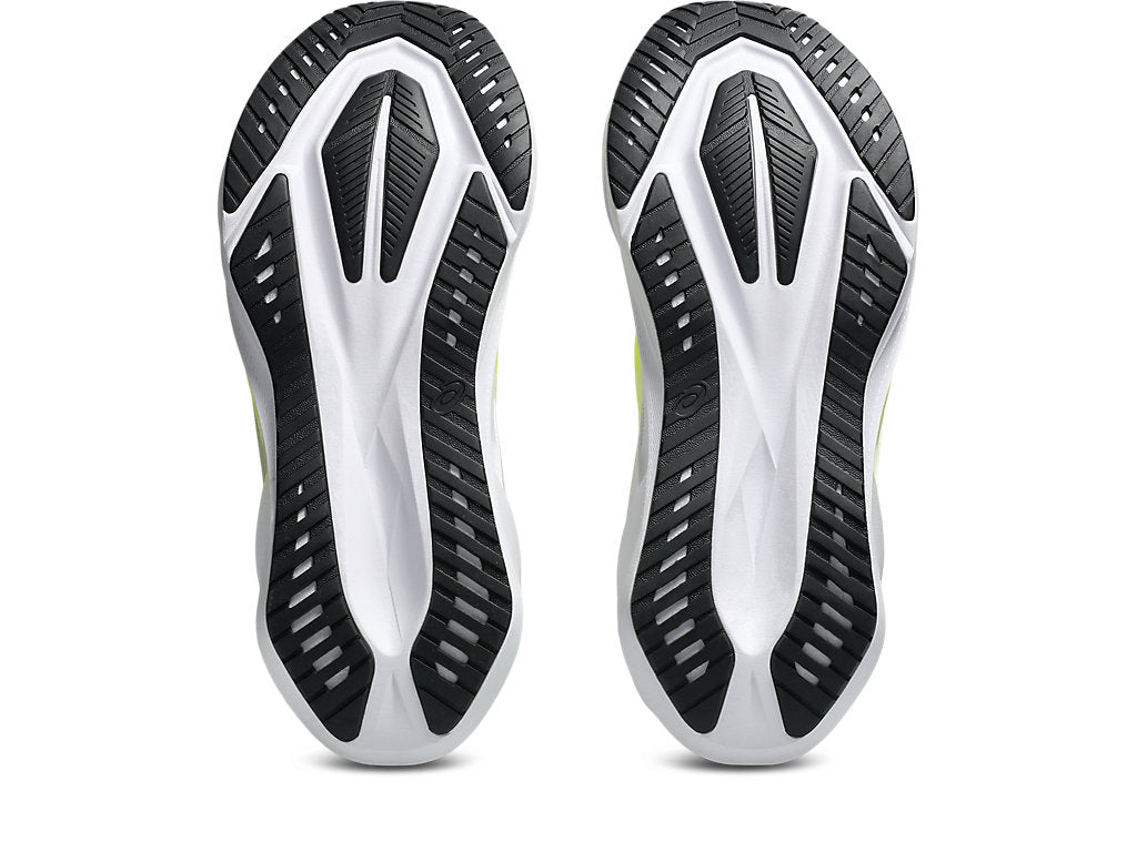 Mens Novablast 5 Running Shoes