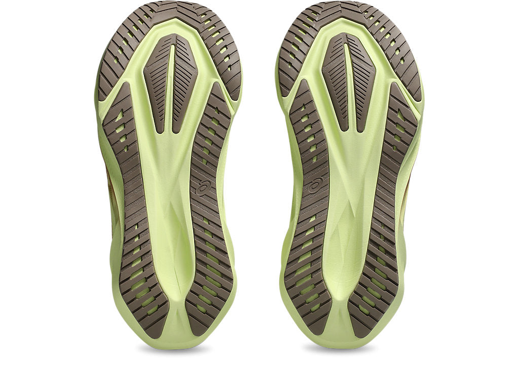 Women Novablast 5 Running Shoes