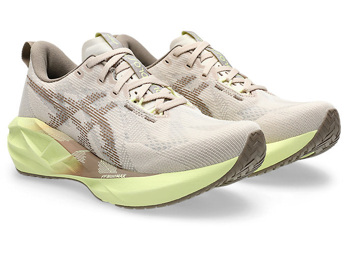 Women Novablast 5 Running Shoes