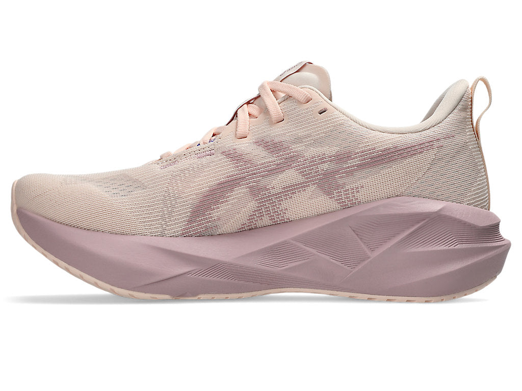 Women Novablast 5 Running Shoes