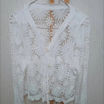 🌸Summer Hot Sale 50%OFF🌸Women's Lace V-Neck Long Sleeve Top